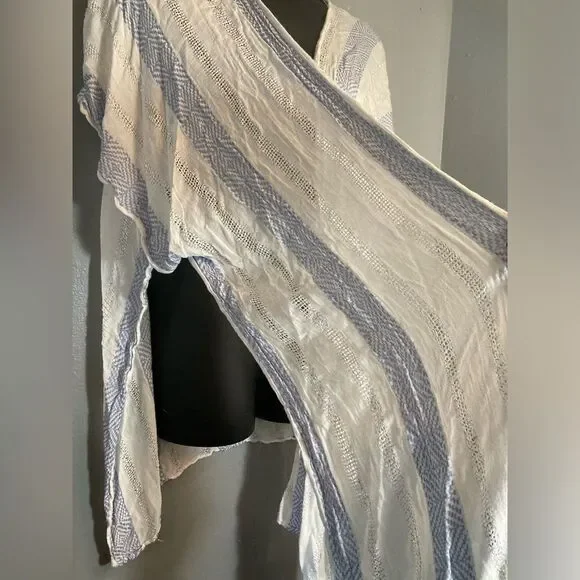 Blue Island white and blue striped lightweight cover-up - Picture 4 of 8